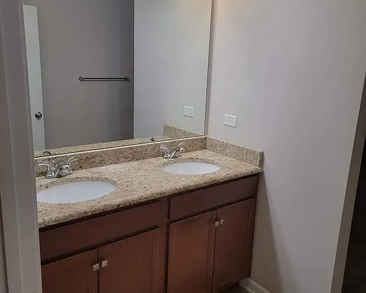 409 Southwood Way — Photo 7