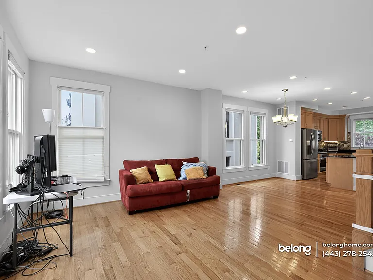 2711 Cassedy St — Photo 10