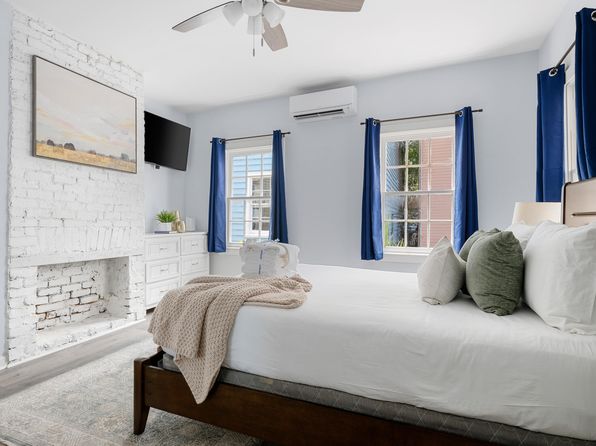 charleston-south-carolina-2057762737 picture