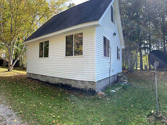 4th image of 2670 Bass Lake Rd