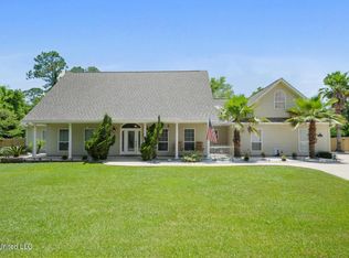 637 Fell Grass St, Waveland, MS 39576