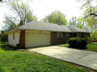 708 NW 11th St, Blue Springs, MO 64015