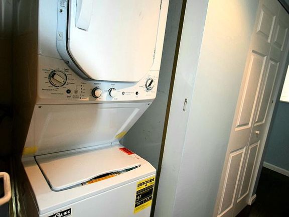 5th image of 1019 Latona St APT 1