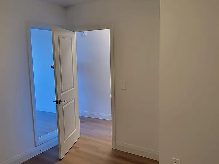 1333 Weber St E #204 — Photo 7