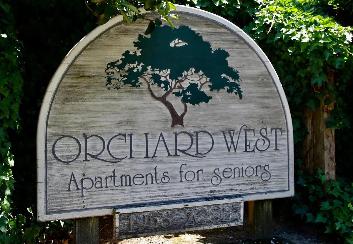Building Photo - Orchard West Senior