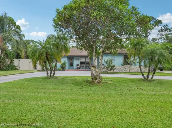 412 Lake August Dr, Lake Placid, FL 33852