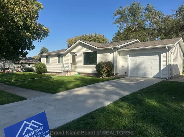 203 S Greeley St, Scotia, NE 68875