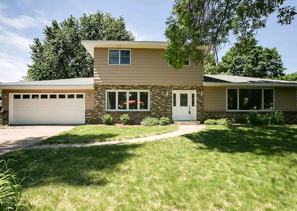 1st image of 1617 Lamplight Dr