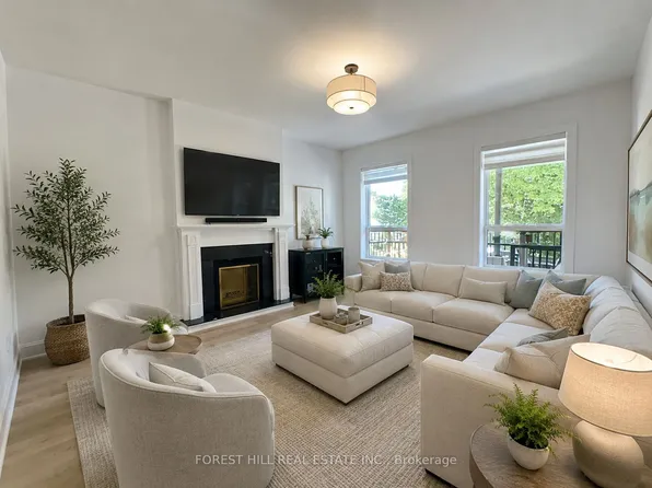 241 Delaware Ave, Toronto, ON M6H 2T7