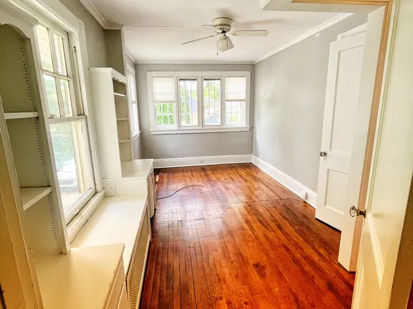 21 Gay Ave SE APT 4, Grand Rapids, MI 49503