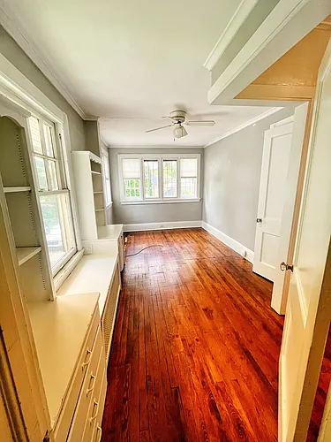 21 Gay Ave SE #4 Photo 1