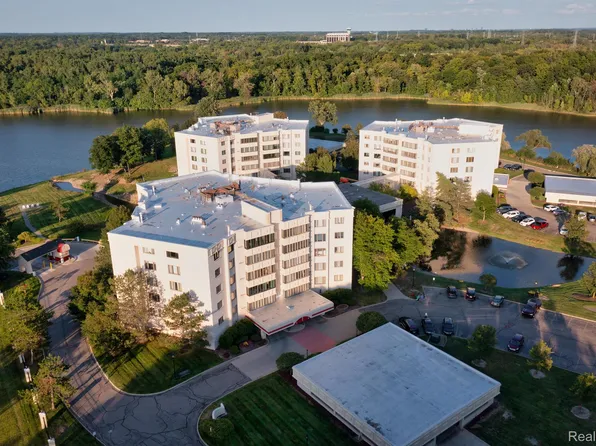43100 Twelve Oaks Crescent Dr APT 4044, Novi, MI 48377