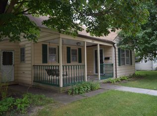 184 Martinsburg Rd, Berkeley Springs, WV 25411