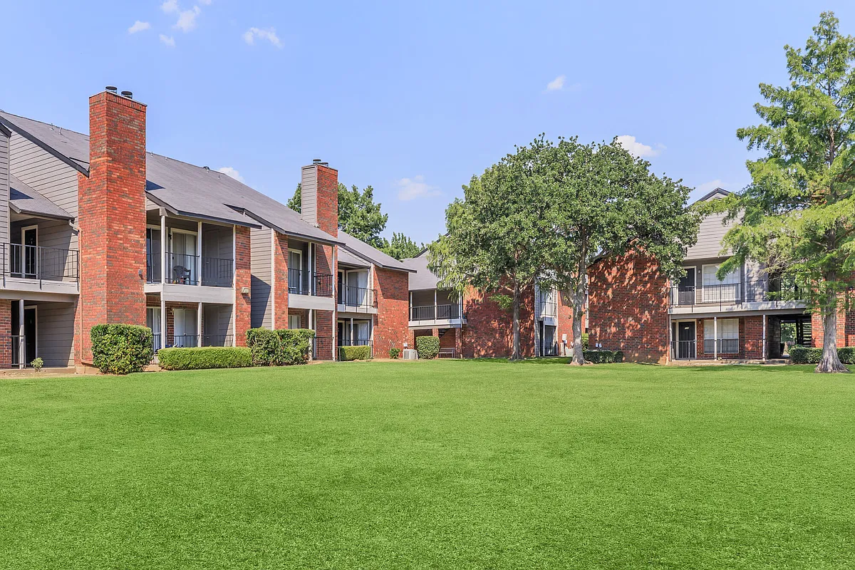 Building Photo - Palisades at Bear Creek