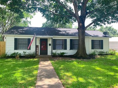 716 E Miller St, Angleton, TX, 77515