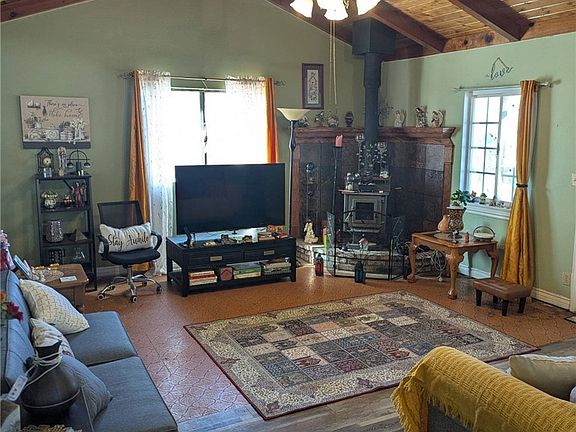 3rd image of 12431 8th St