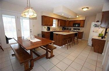 5th image of 5518 Beverly Ct