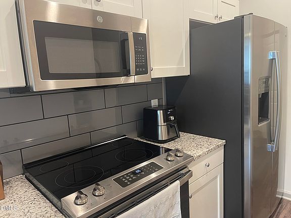 5th image of 2320 Gathering Square Ct