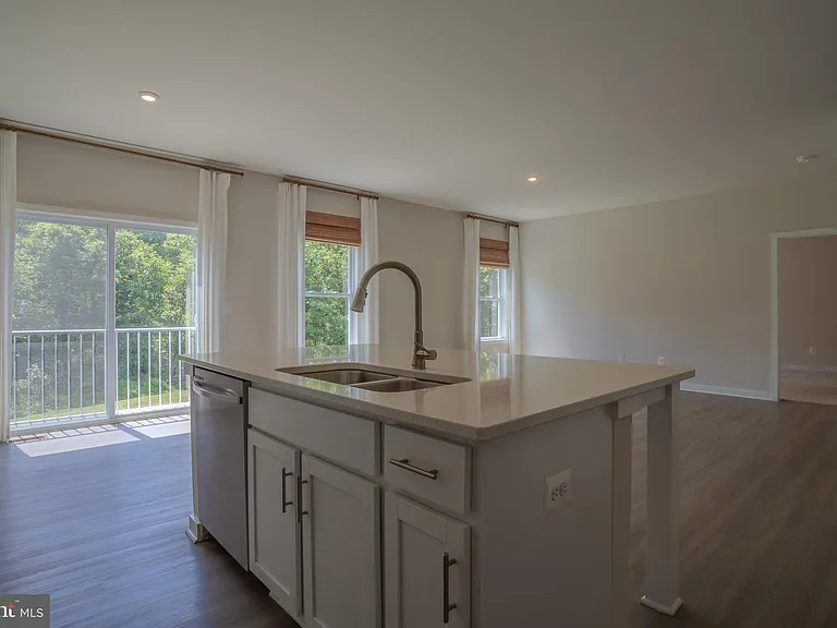 79 Spatterdock Rd — Photo 8