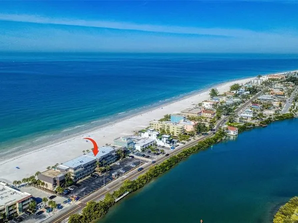 60 Gulf Blvd #203, Indian Rocks Beach, FL 33785