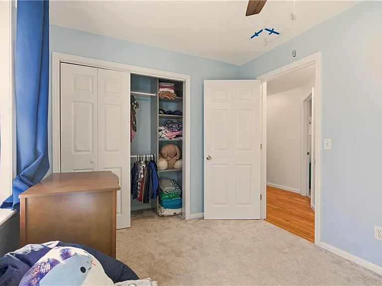 141 Laurel Ridge Ln — Photo 20