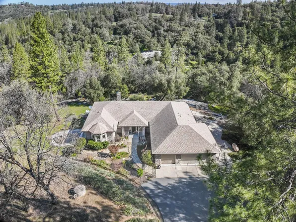 3371 Oro Pass Rd, Somerset, CA 95684