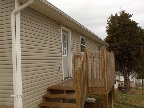 2nd image of 3012 Christopher Dr