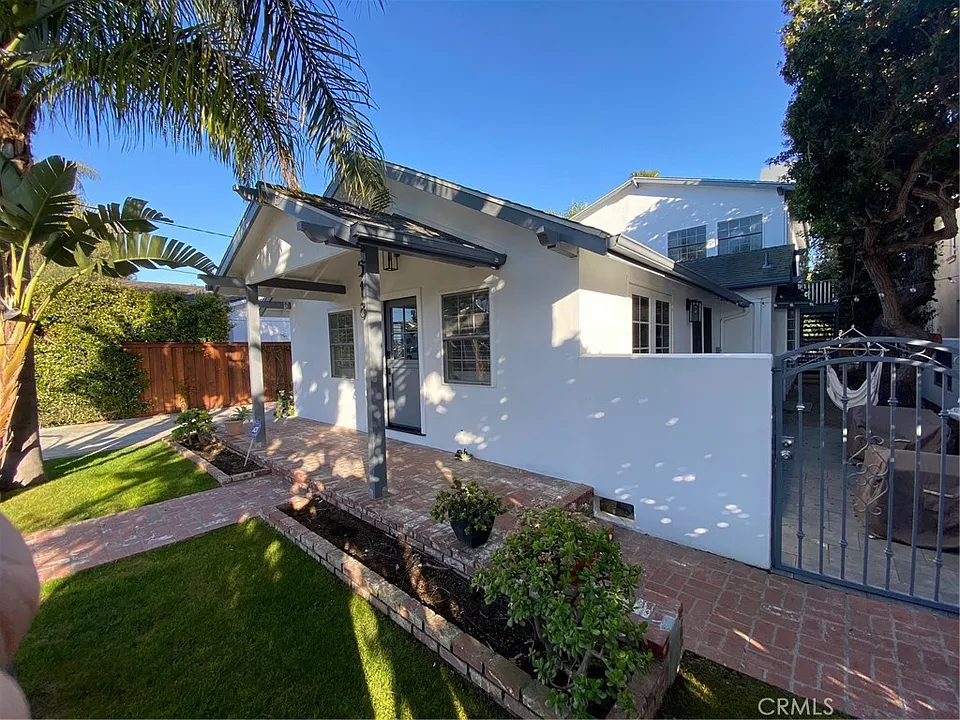 518 Westminster Ave