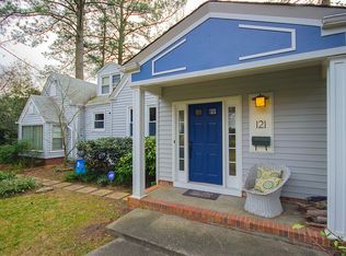 121 Dover Cir, Norfolk, VA 23505