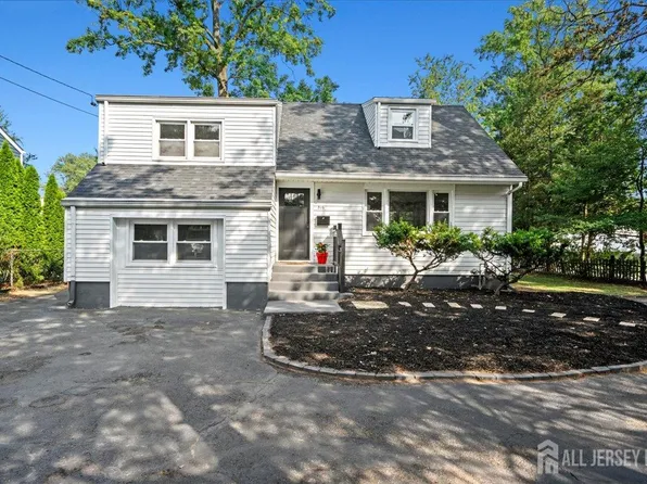 316 Seneca Ave, Middlesex, NJ 08846