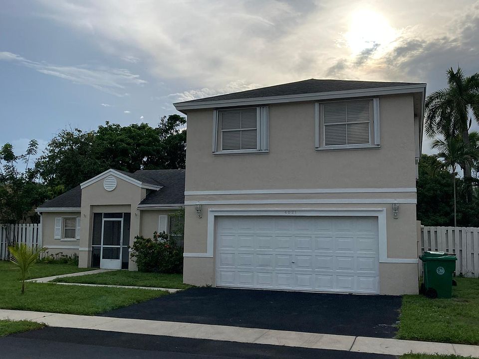 1st image of 4021 SW 72nd Dr