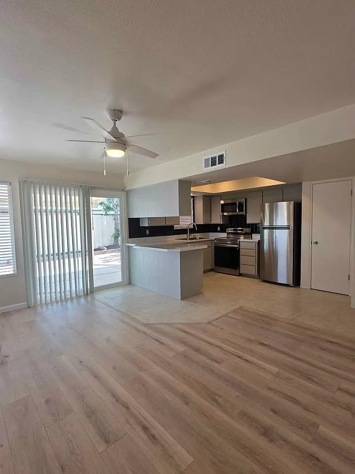 W Sahuaro Dr, Phoenix — Photo 1