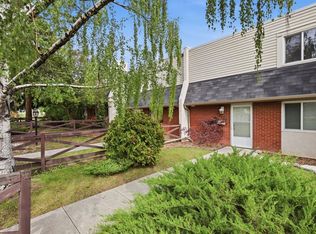 316 S 84th Ave SE, Calgary, AB T2H 1N5