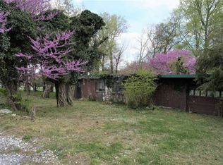 210 Sheridan Rd, Saint Louis, MO 63125