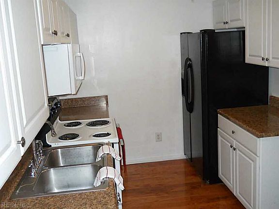 5th image of 2322 Carona Ave