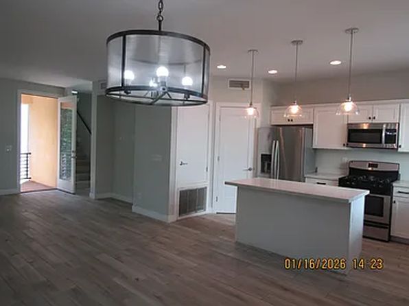 1106 E Weber Dr #1022