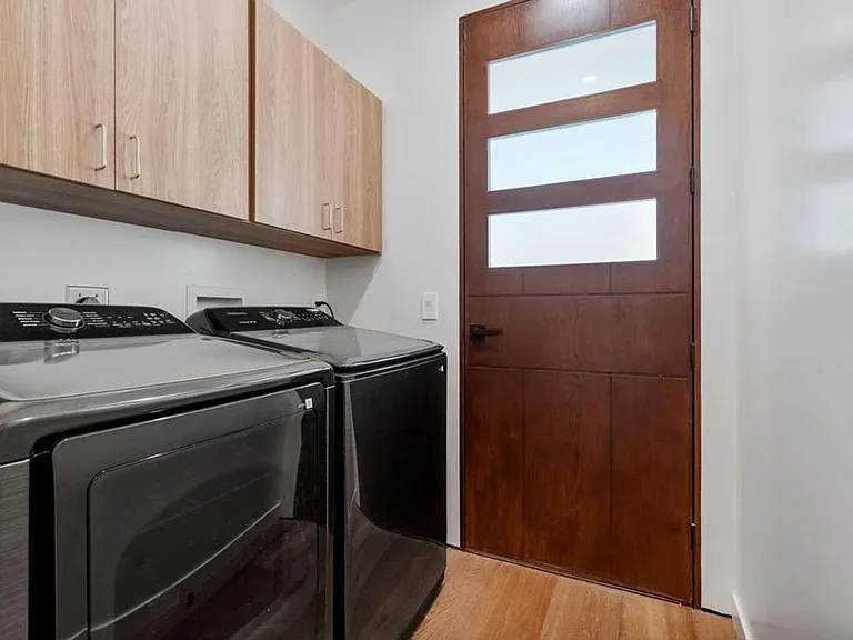 5610 Bellevue Ave — Photo 33