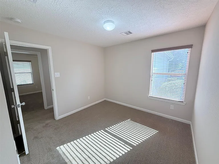 29225 Legends Valley Dr — Photo 19