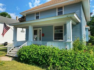 509 E Loomis St, Ludington, MI 49431