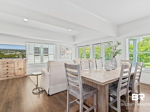 5th image of 4685 Casablanca Dr