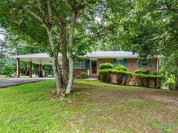 2nd image of 3430 Hillbrook Ct SW