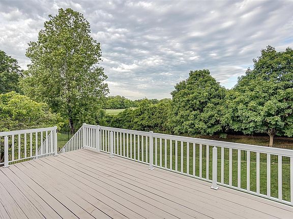 5th image of 5127 Riverwood Dr