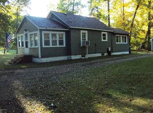 9630 Woodlawn Dr, Portage, MI