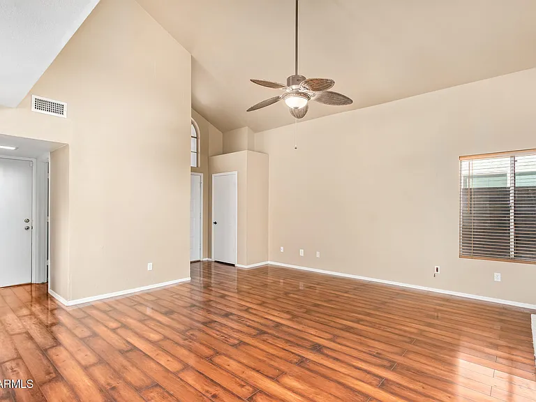 4430 W Oraibi Dr — Photo 7