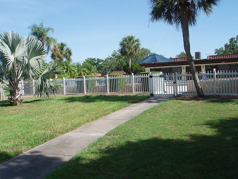 1701 Pinehurst Rd #3D — Photo 11