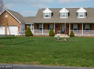 16040 Dellinger Rd, Williamsport, MD 21795