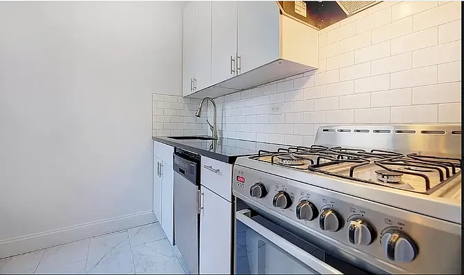 Rented by REAL New York | media 8