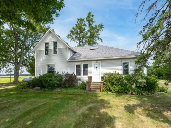 714 Kosmerick Rd, Bronson, MI 49028