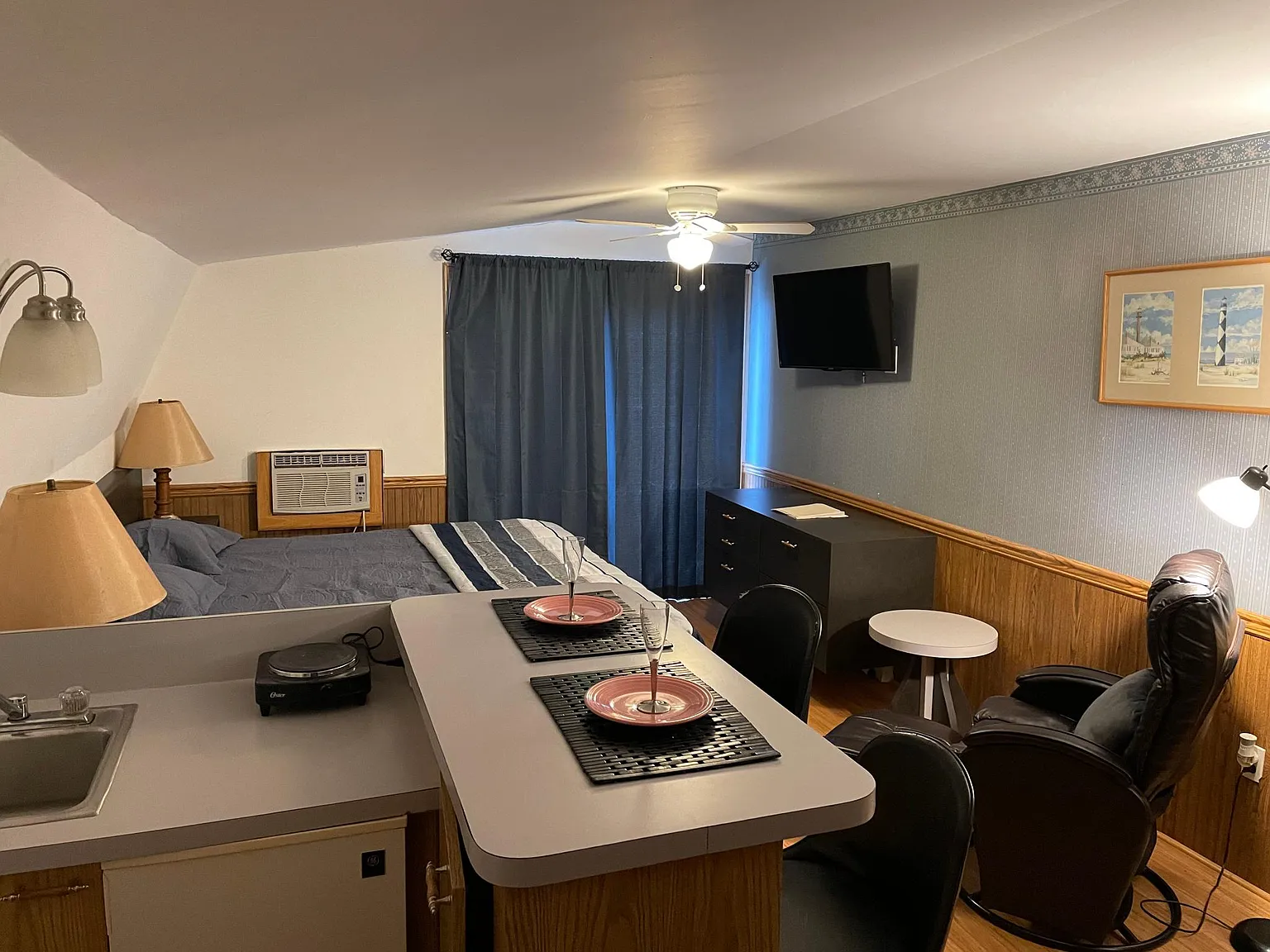 Studio, 500 sqft, $1,350 — Photo 2