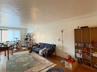 5620 Hempstead Rd #10, Pittsburgh, PA 15217